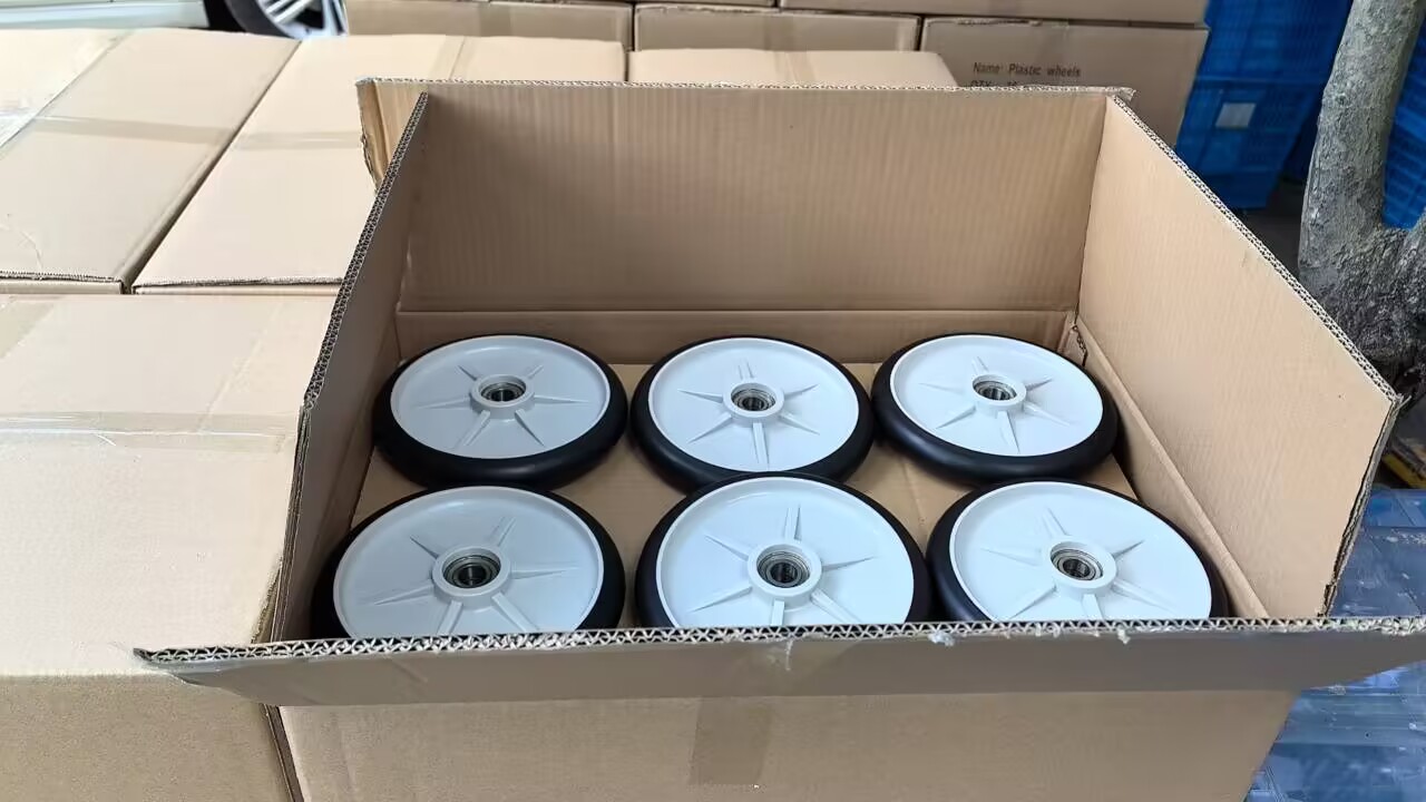 200mm stryker wheels.jpg
